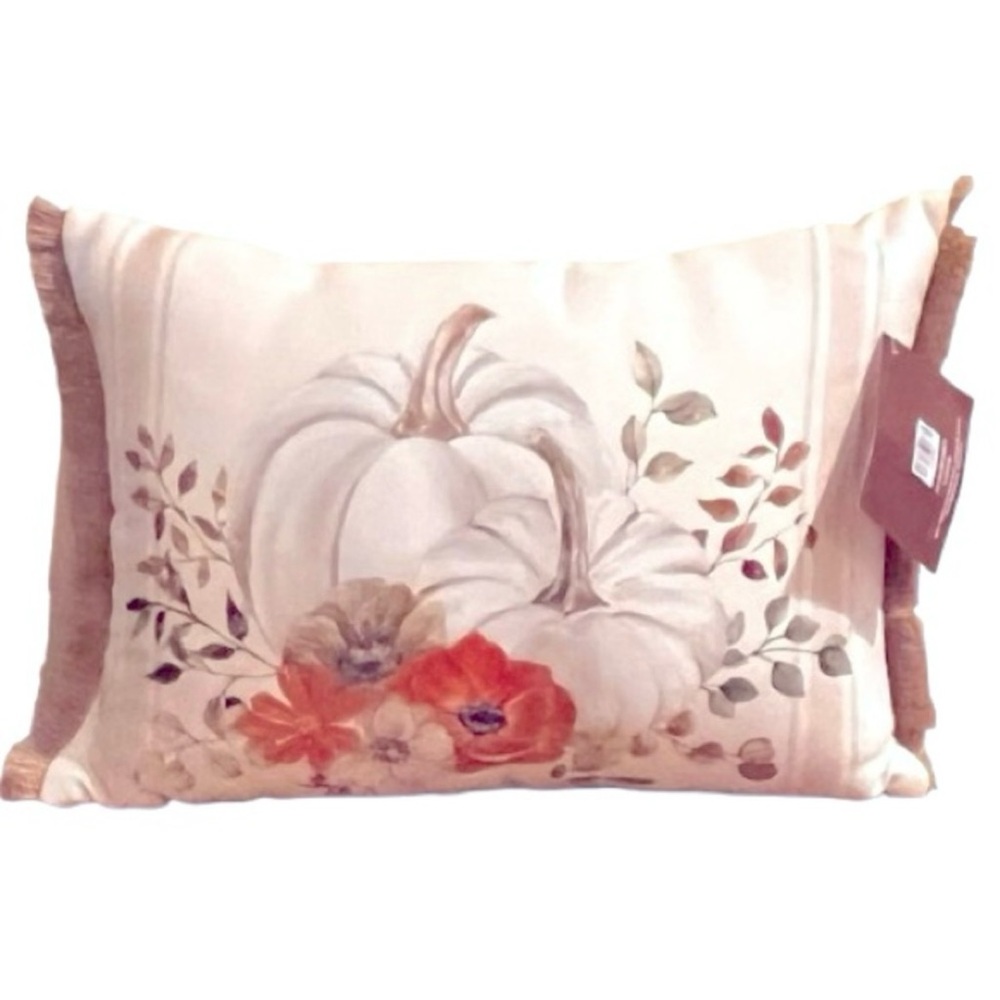 🆕- SET OF 2- White Pumpkin Harvest Pillow
Size: 10" H x 15" W x 4.75" D